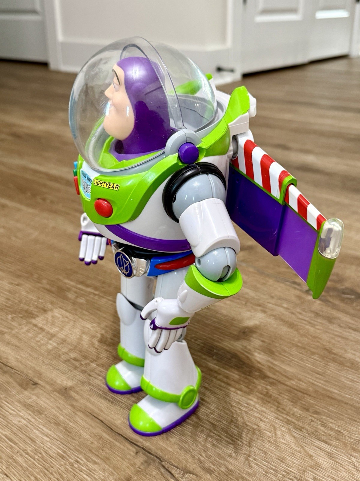 RARE Thinkway Toys Talking Buzz Lightyear with Utility Belt Toys R Us Signature