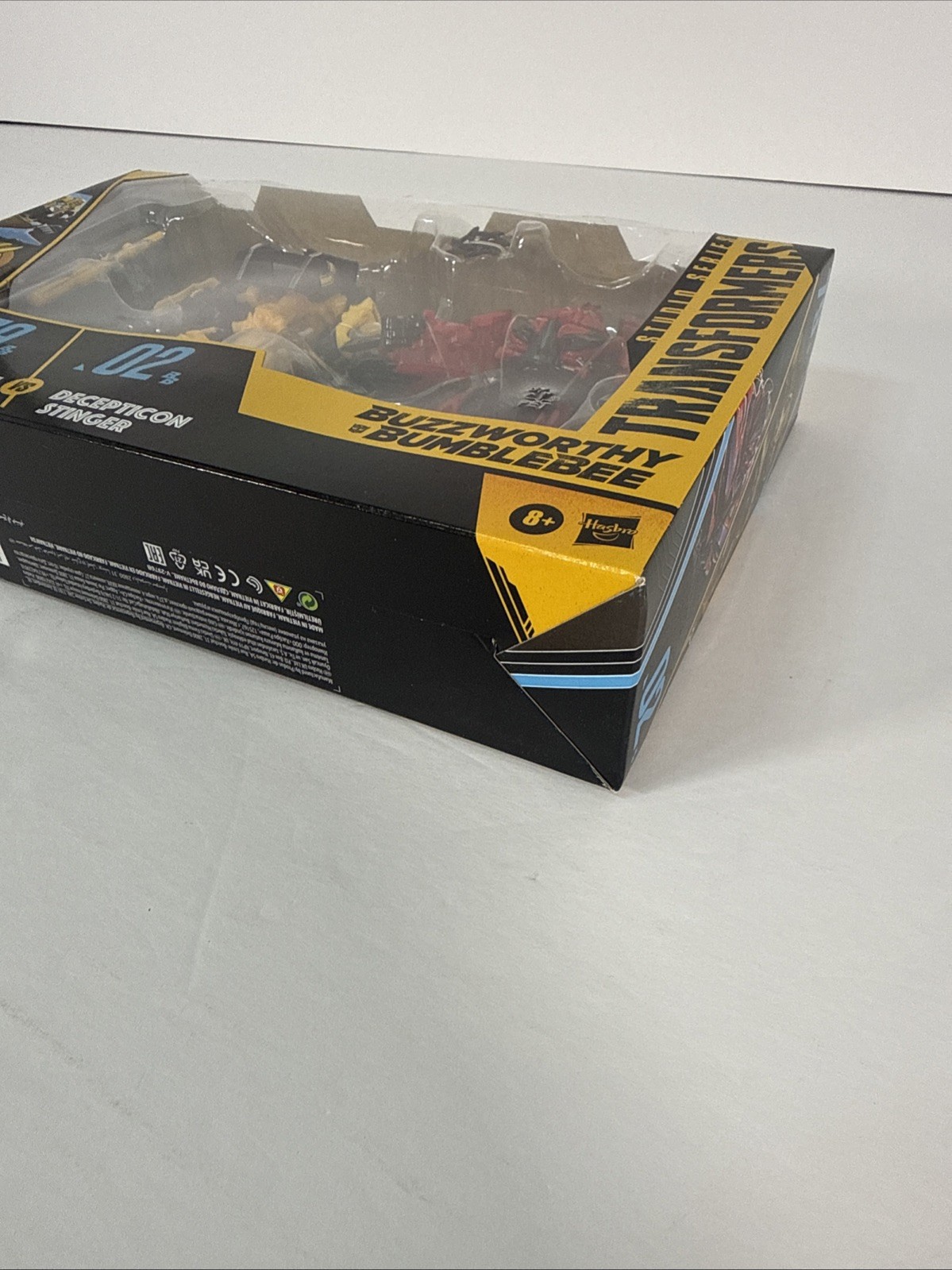 Transformers Buzzworthy Bumblebee SS 79 High Octane Bumblebee & 02 Stinger New