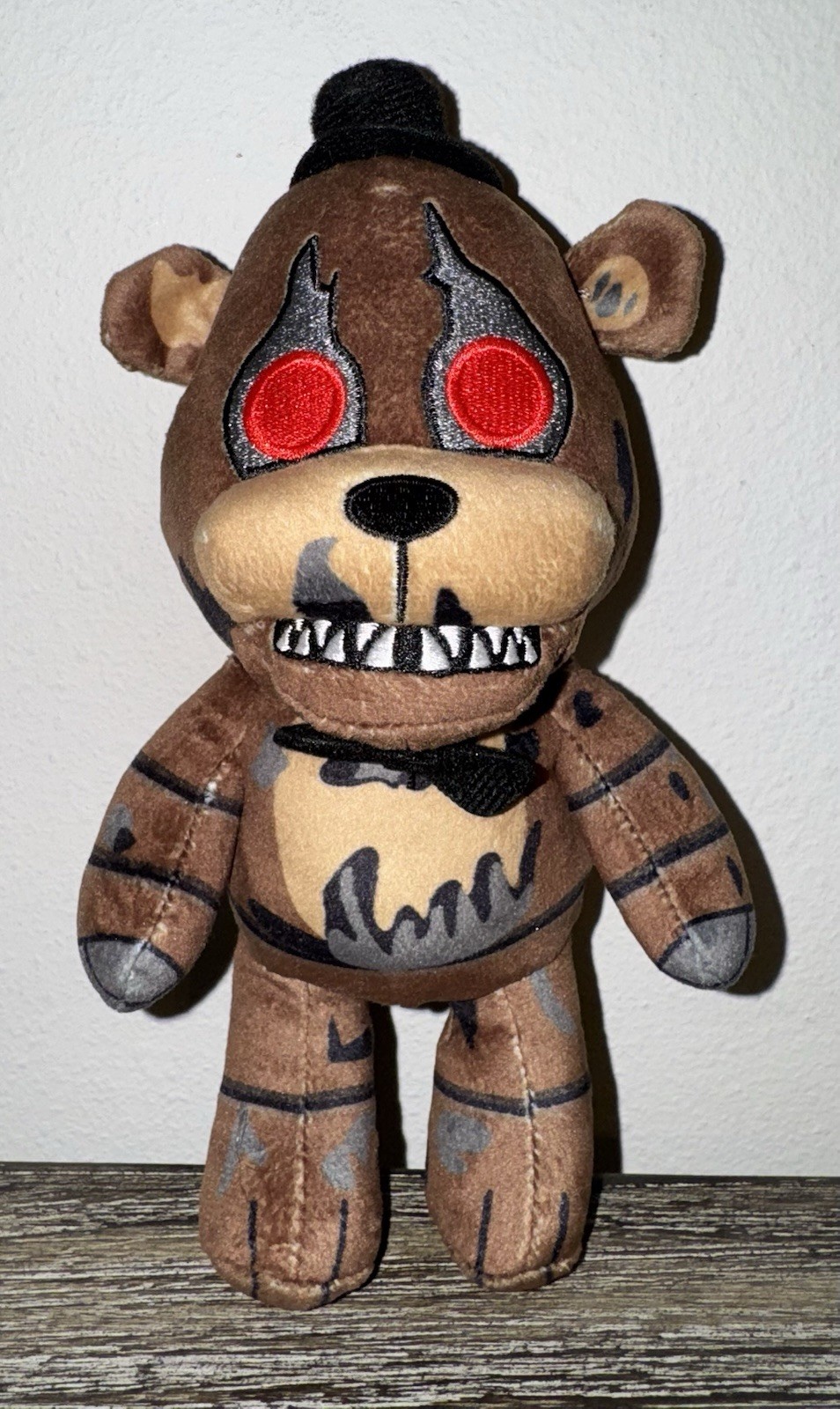 Five Nights At Freddy&rsquo;s 10 years 8&Prime;inch Nightmare Freddy Plush Stuffed Animal