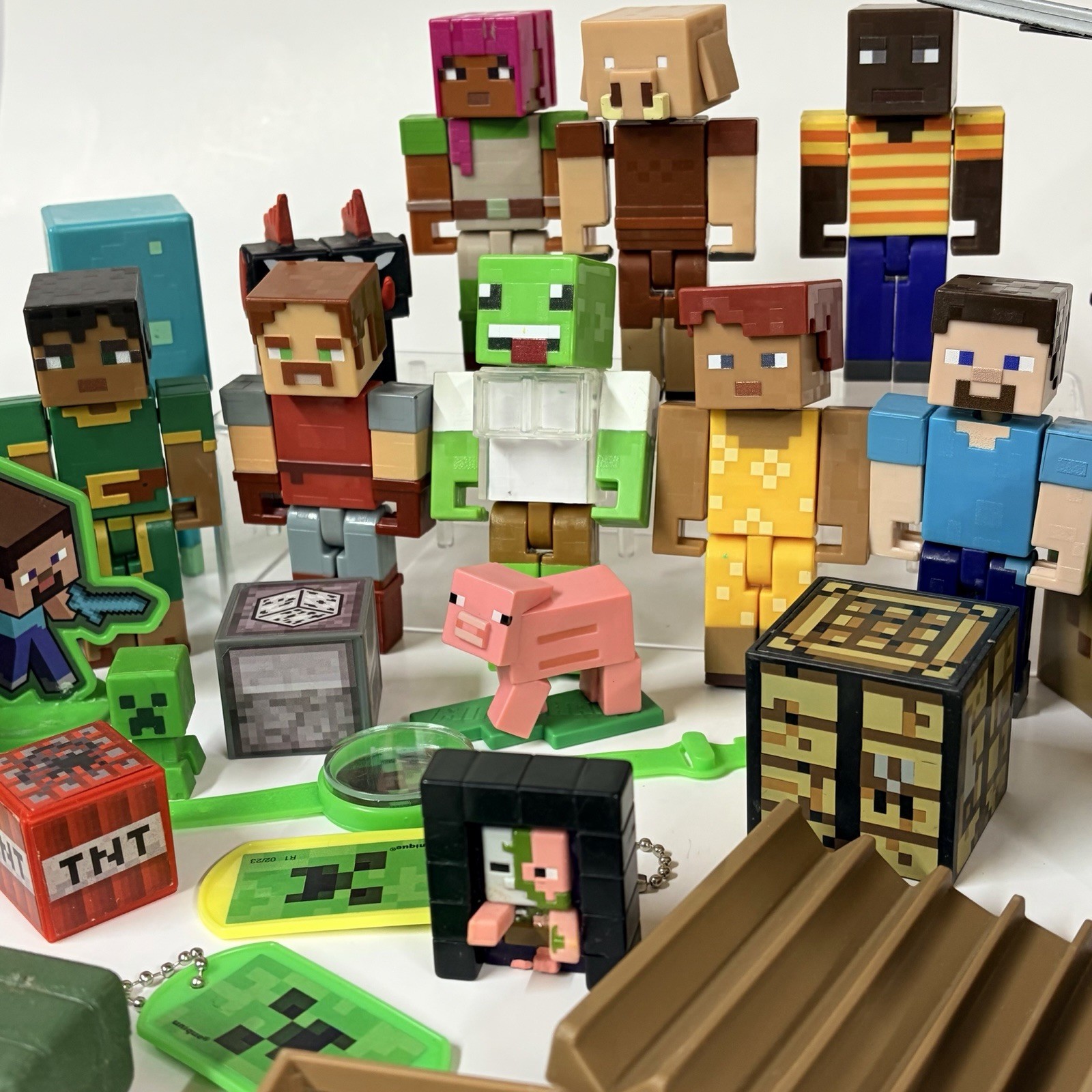 Minecraft Creator Action Figures Toy Lot Of 30 Ender Dragon Blocks Mixed Lot Toy