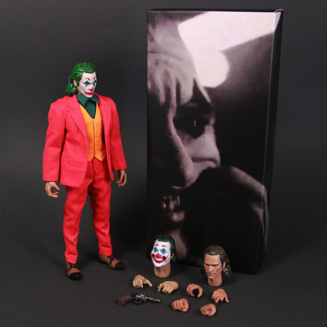 DCU the Joker 6&Prime; Action Figure Clown Face Joaquin Phoenix