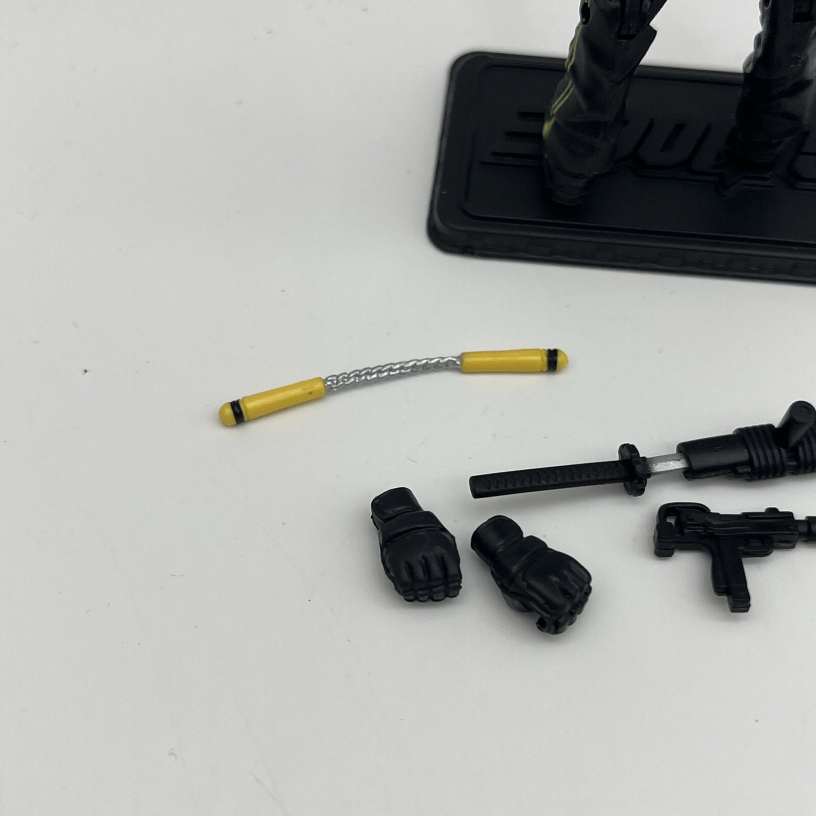 GI JOE 30th ANNIVERSARY QUICK KICK 100% COMPLETE NO CRACKS OR PAINT WEAR LOOK