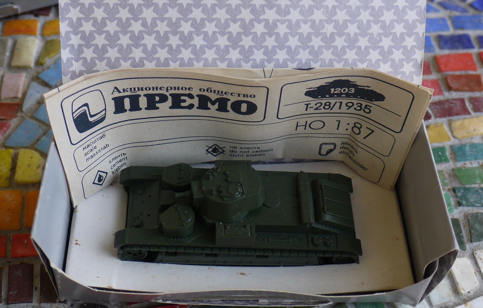 Premo Minitanks HO 1/87 Historical Series 2x #1203 T-28/1935 & #1200 T-35/1933