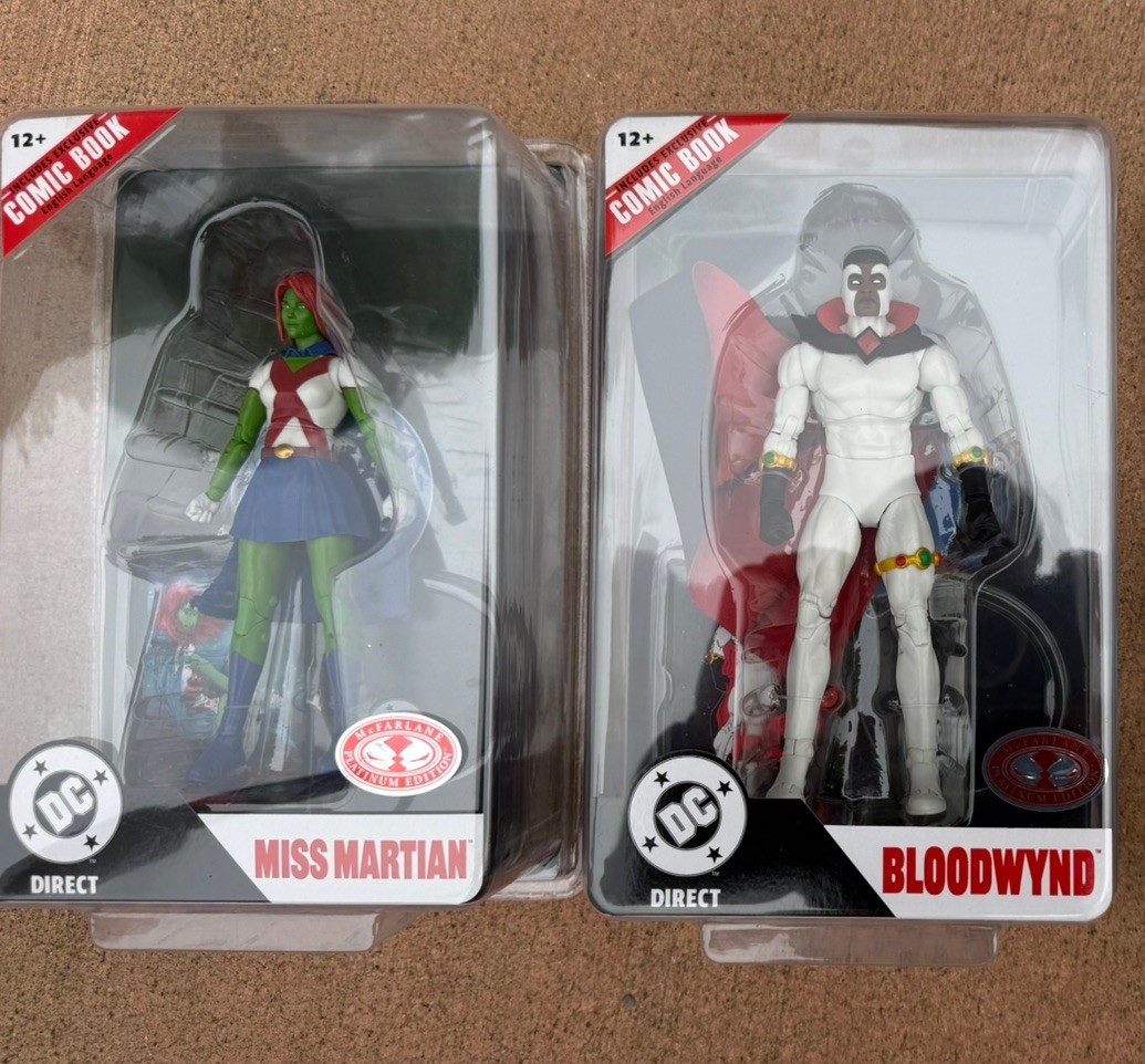 McFarlane DC Direct Lot Miss Martian Bloodwynd Red Platinum page punchers
