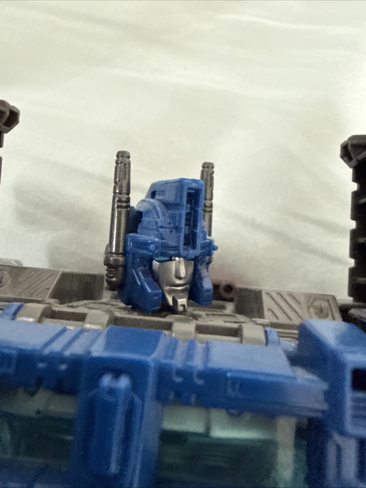 Transformer WFC War For Cybertron Ultra Magnus
