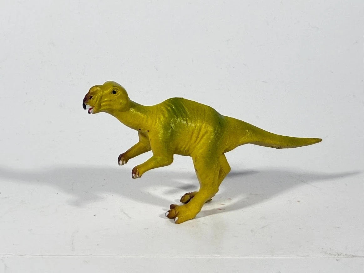 Dinosaur Toy Figure Muttaburrasaurus Animals of Australia Miniature Rare RETIRED