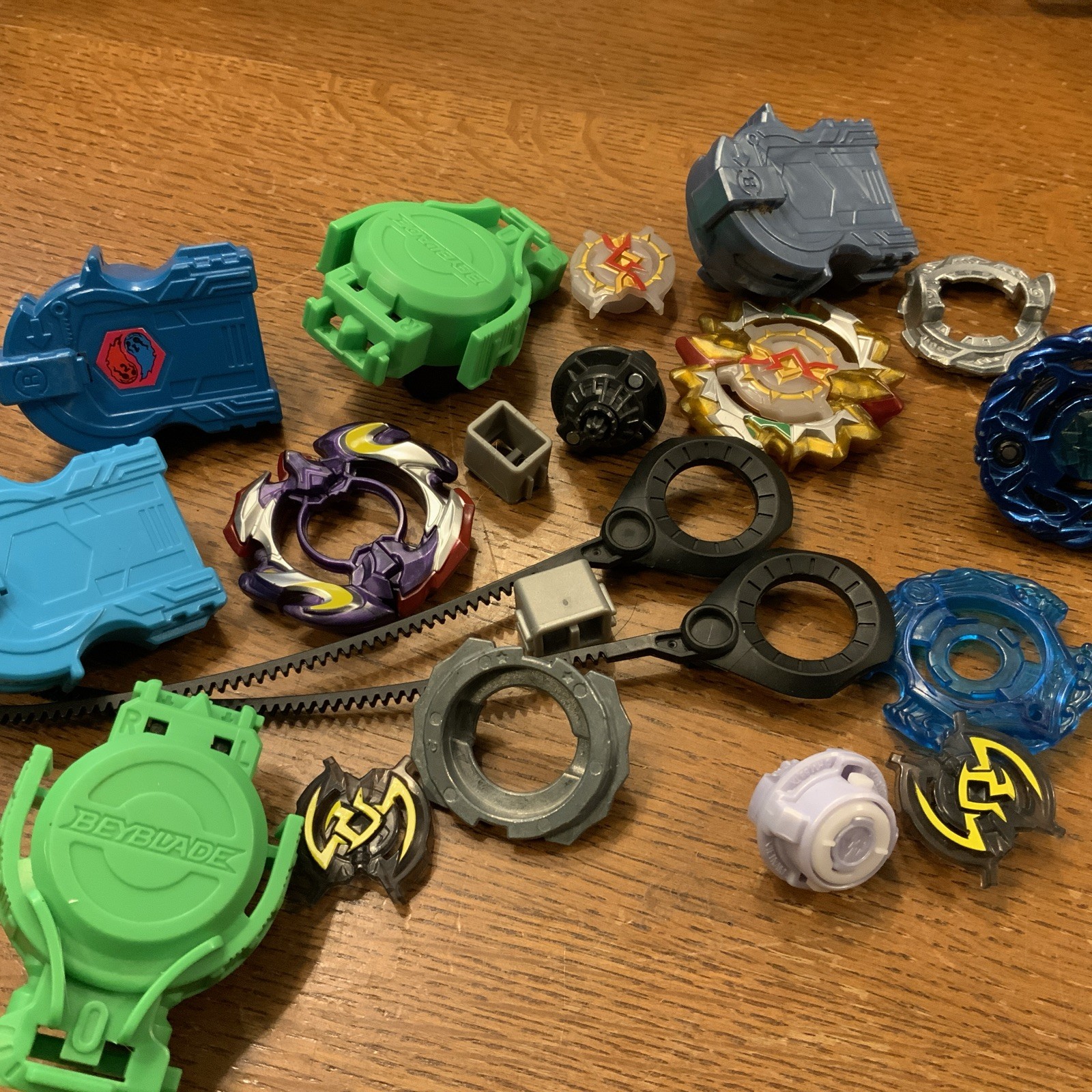 20 Piece Variety Metal & Others Lot Takara Tomy Beyblades Hasbro Tomy Toys