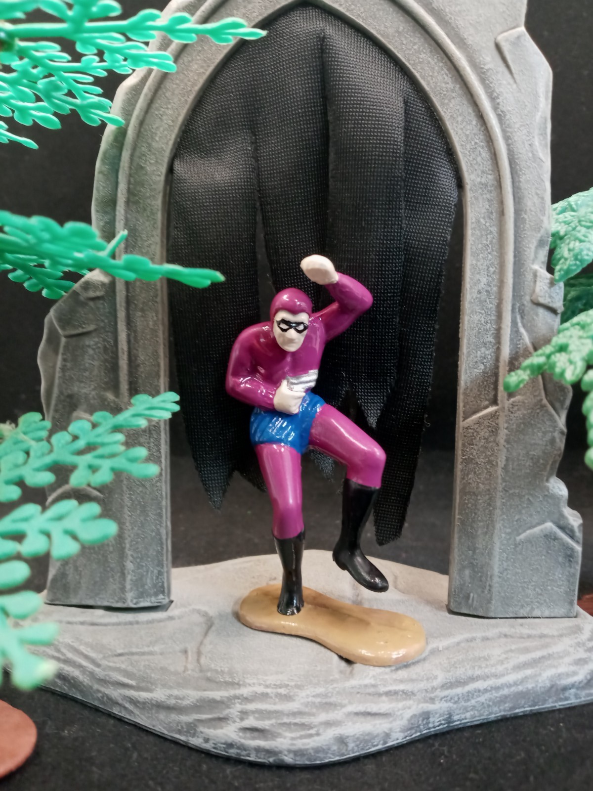 CUSTOM VINTAGE THE PHANTOM KFS THE GHOST WHO WALKS JUNGLE PLAYSET FIGURE LARAMI