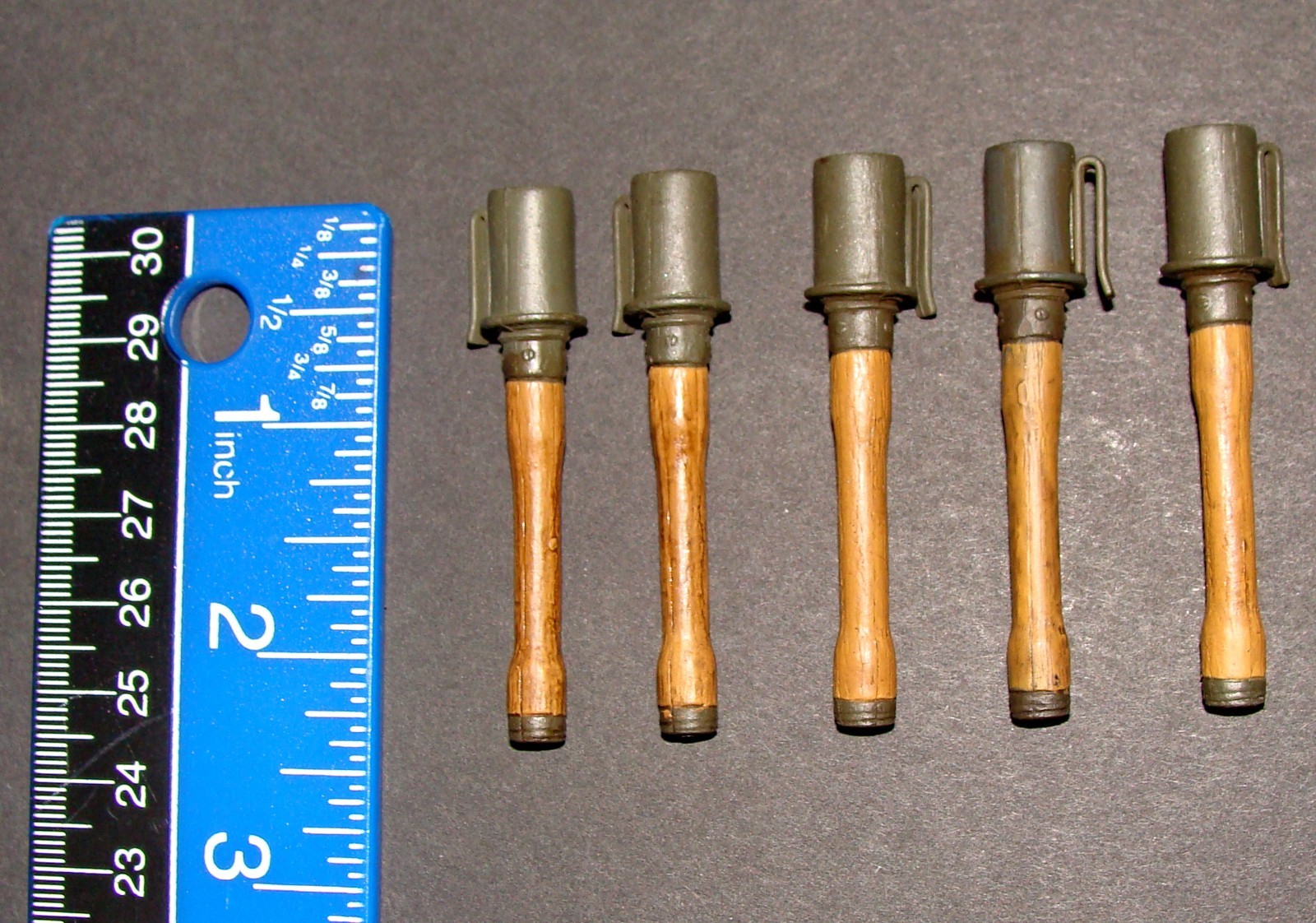 1/6 Dragon WWI German Model 1915 Stick Grenade Set for 12&Prime; Figures