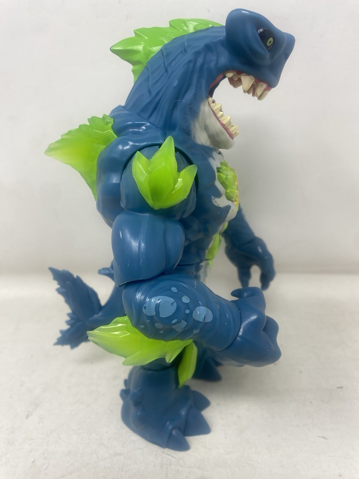 Beast Lab Shark Beast Creator Experinment Action Figure Toy Works W/ Batteries