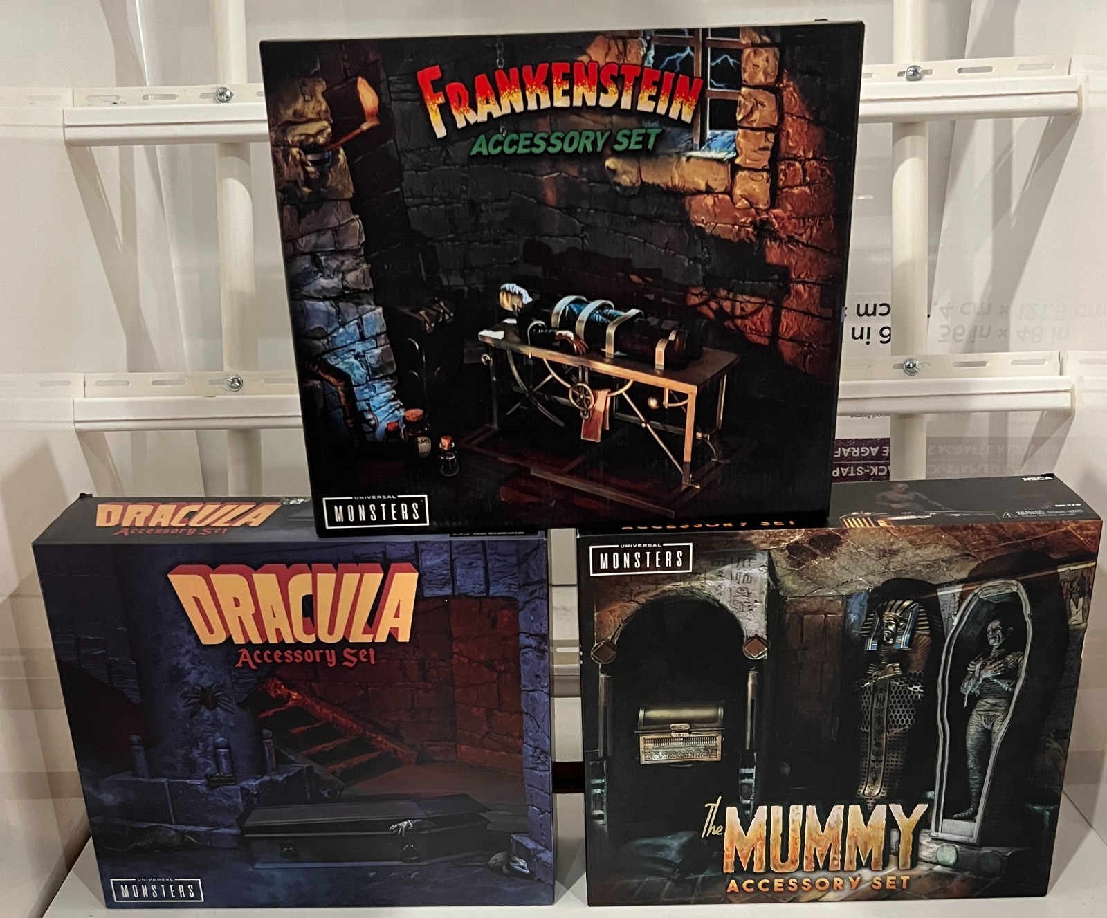 SET OF 3 DRACULA/FRANKENSTEIN/MUMMY ACTION FIGURE ACCESSORY SETS NECA 2021 MISP