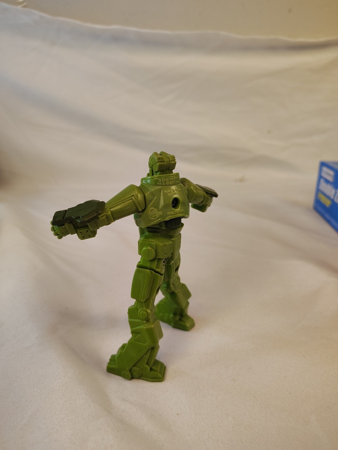 Robot Action Figure Plastic Green Less Than 5in Toy Collectible Figurine