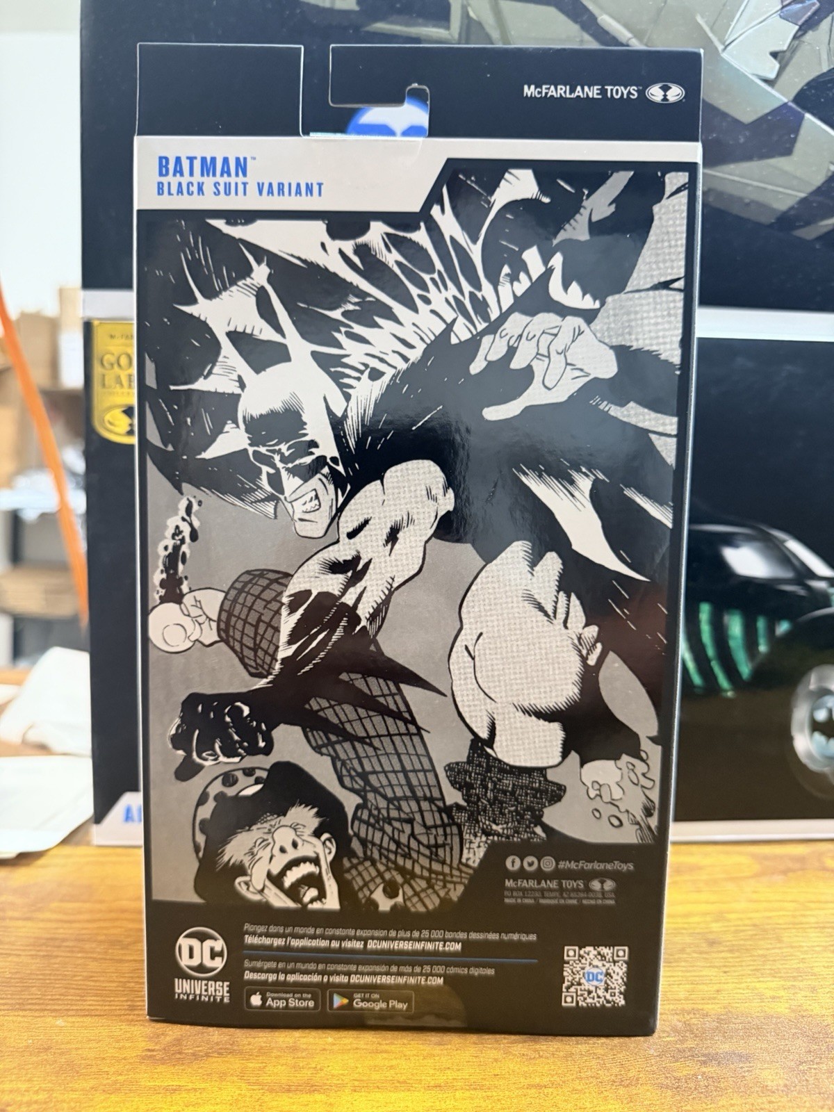 McFarlane DC Multiverse Knightfall Black Suit Variant Batman Action Figure