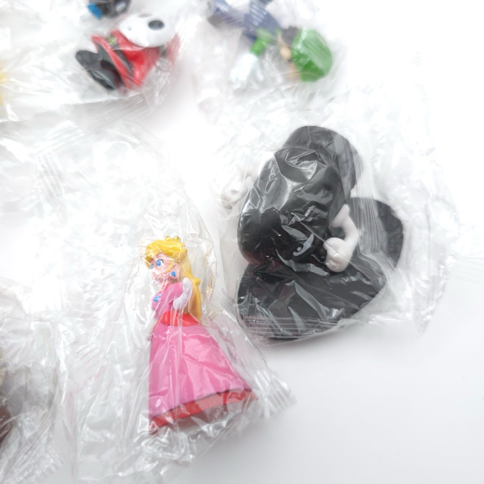 Super Mario Nintendo Mini Figures New Mixed Lot 18 Total