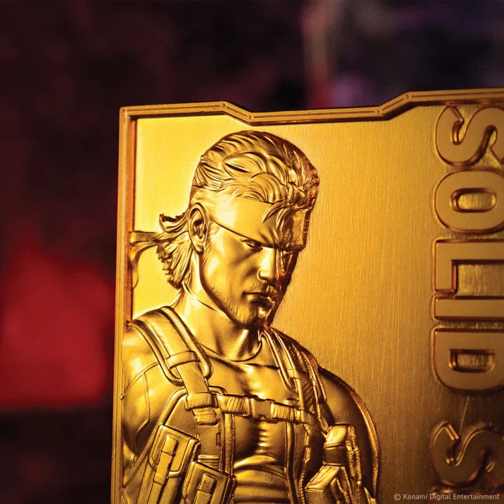 Metal Gear Solid 2 Solid Snake 24k Gold Limited Edition Ingot Metal Card Figure