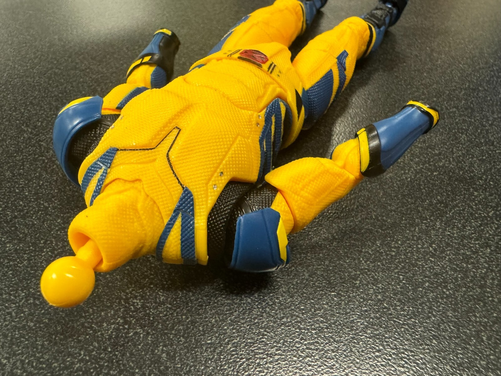 Hasbro Marvel Legends 6&Prime; Scale DEADPOOL 3 (WOLVERINE BODY ONLY) MINT Jackman