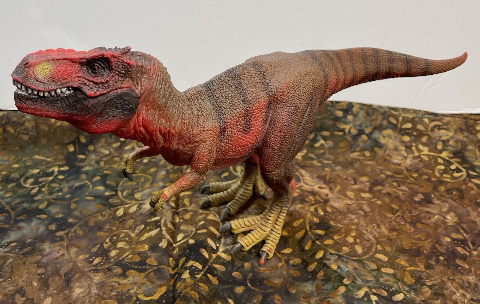 Schleich TYRANNOSAURUS Red Brown Dinosaur T-Rex Figure Poseable Mouth Open Close