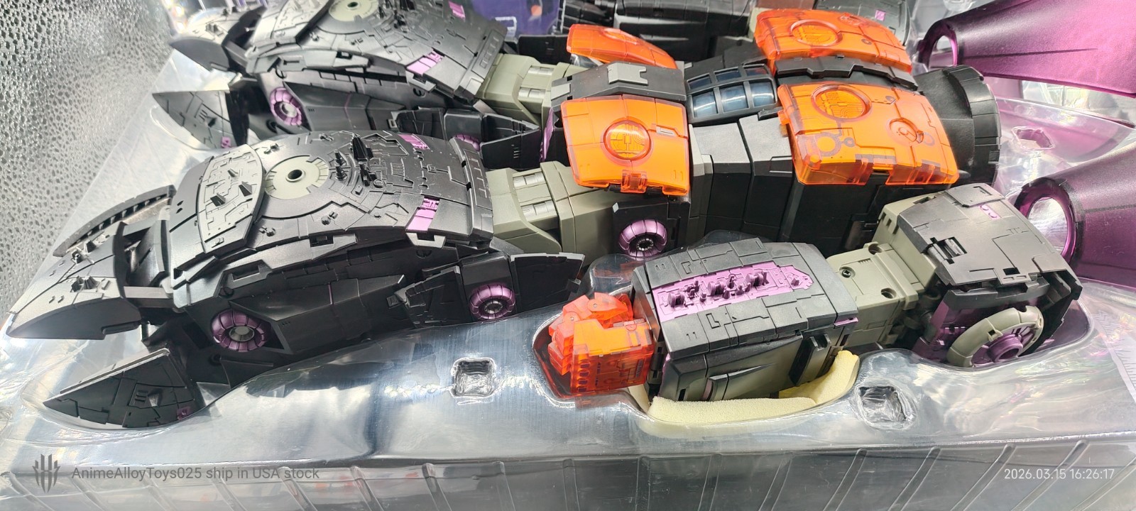 01 Studio Cell 01S01E Unicron Cybertron USAship
