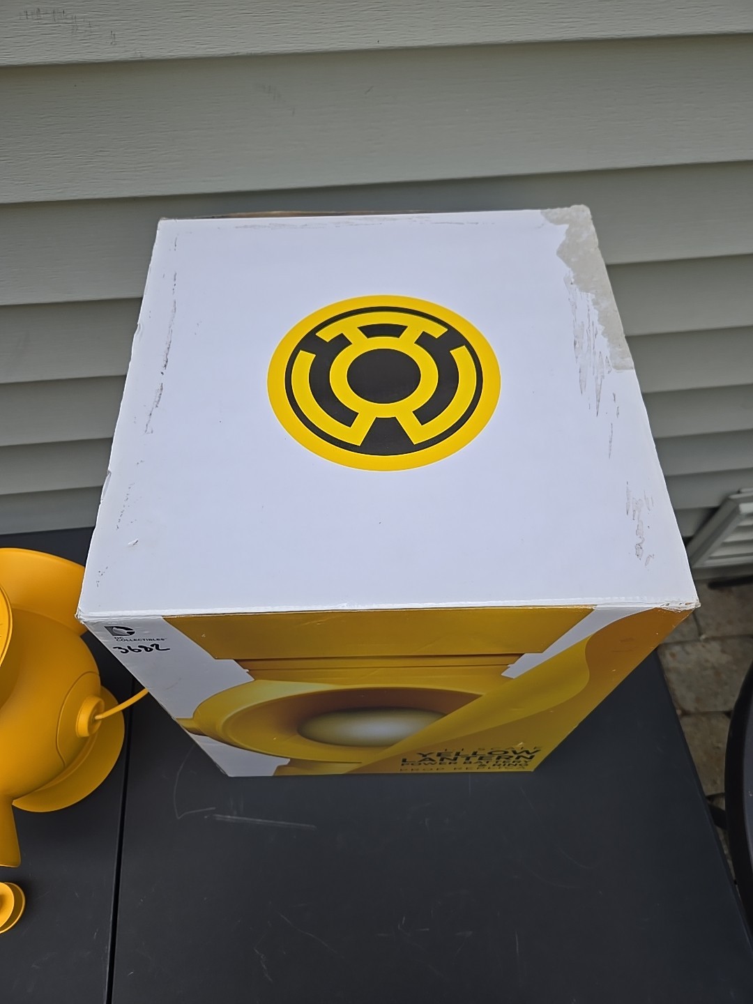 DC Gallery Yellow Lantern Power Battery DC Collectibles