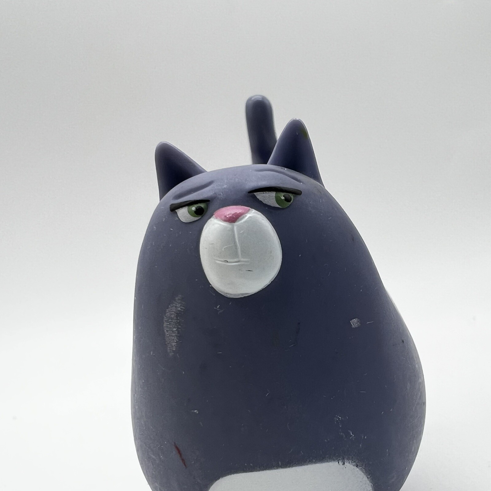 The Secret Life of Pets Chloe Cat Pvc Toy Figurine Cake Topper
