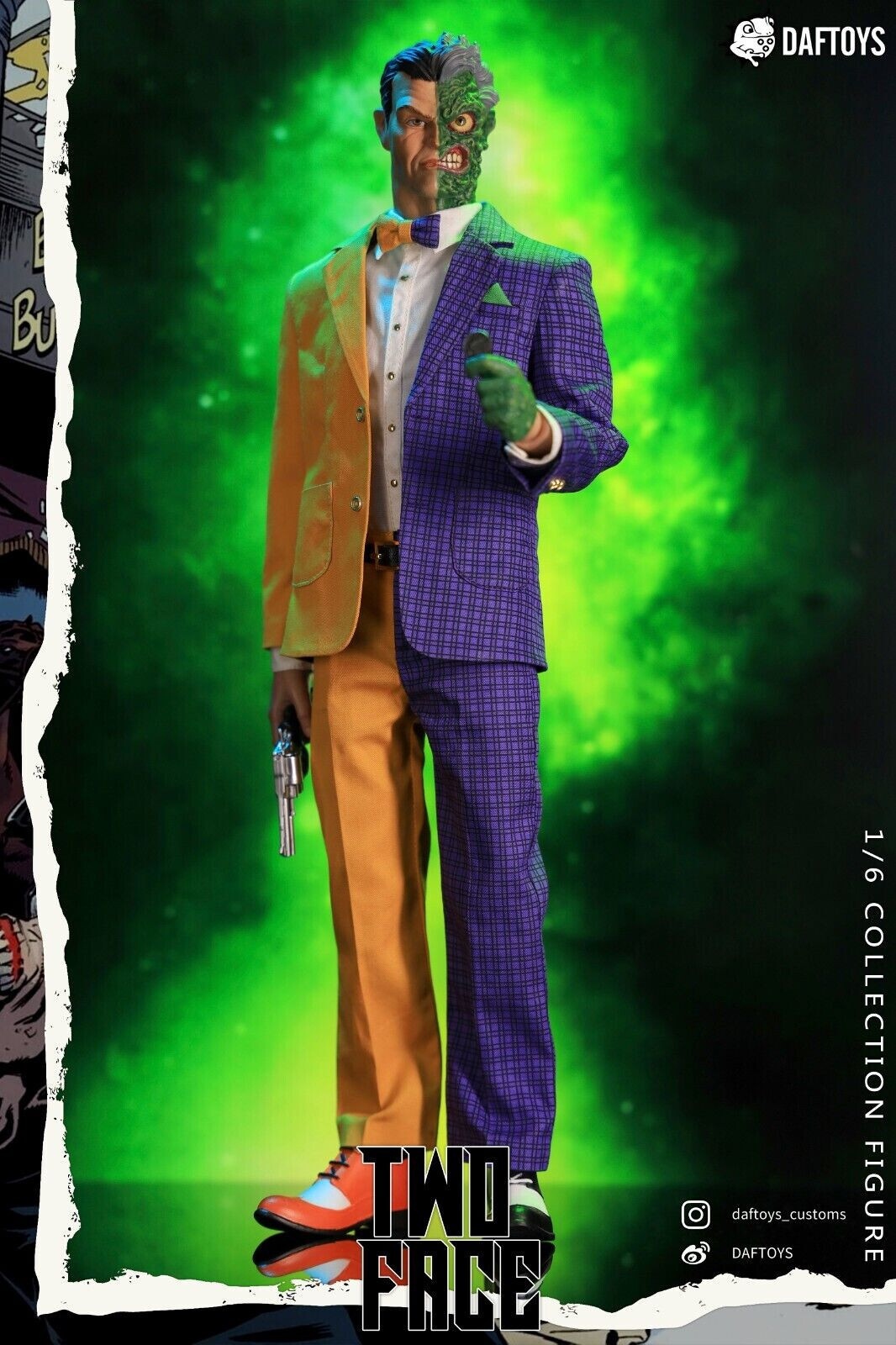 DAFTOYS DC COMICS TWO-FACE 12&Prime; 1/6 ACTION FIGURE BATMAN HARVEY DENT IN HAND *US*
