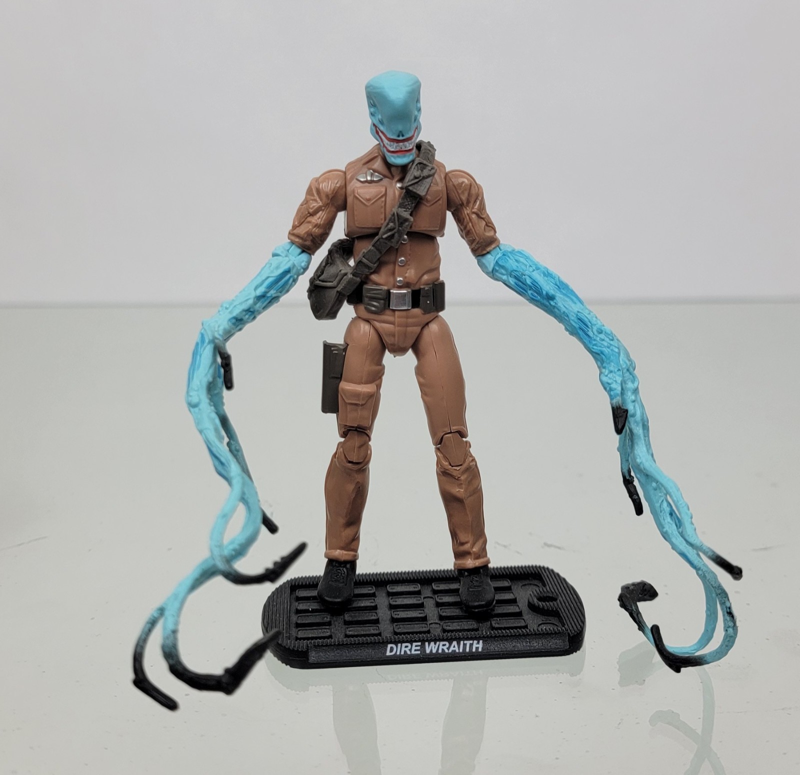 Hasbro SDCC 2017 Exclusive Revolution Box Set + Takara LG 46 Kup