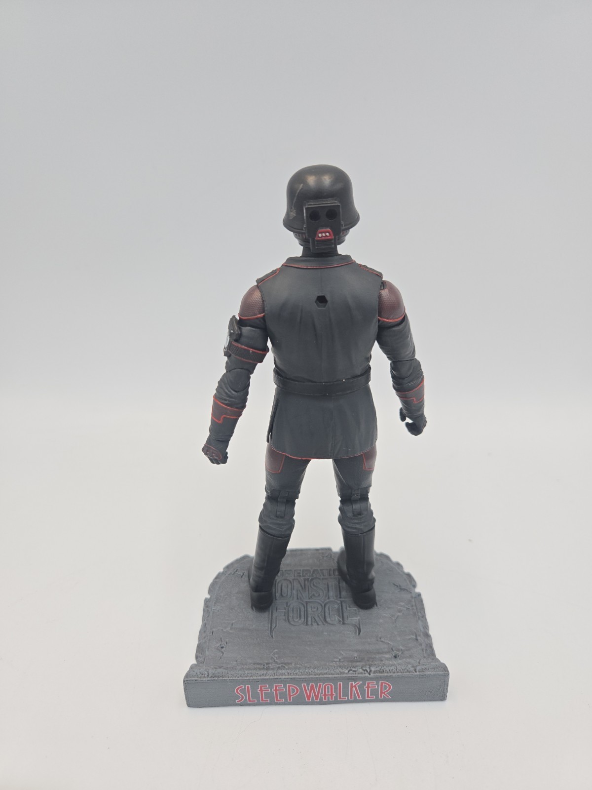 Operation: Monster Force Sleepwalker Obsidian Elite Guardsman Figure. Complete.