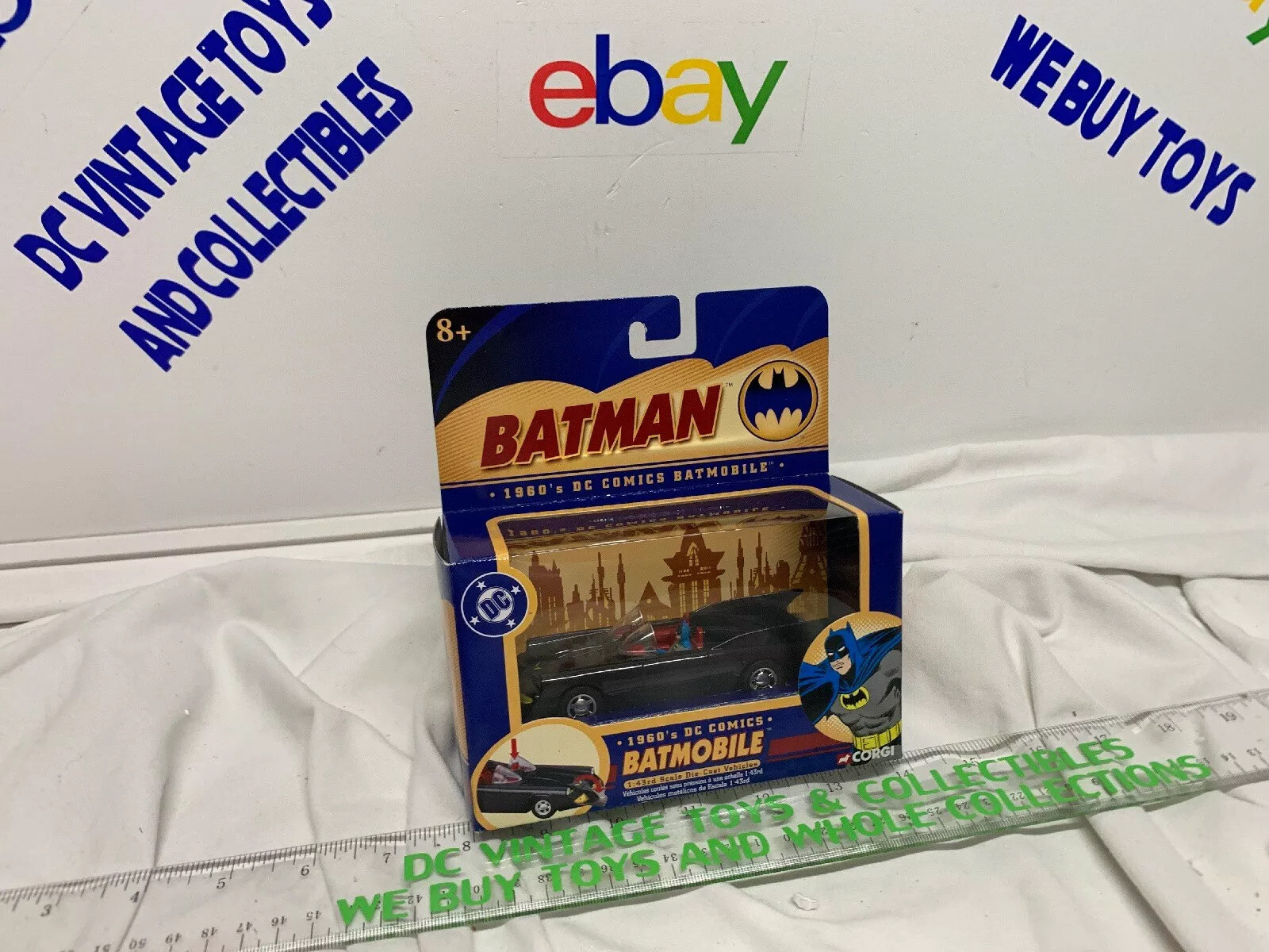 1960&rsquo;s Batmobile – Batman DC Comics Corgi 1:43 Scale Diecast Vehicle Car New