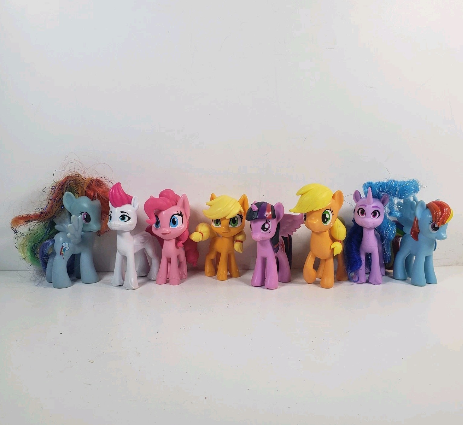 8 My Little Pony 3-4 Inch Mixed Lot (KK6)