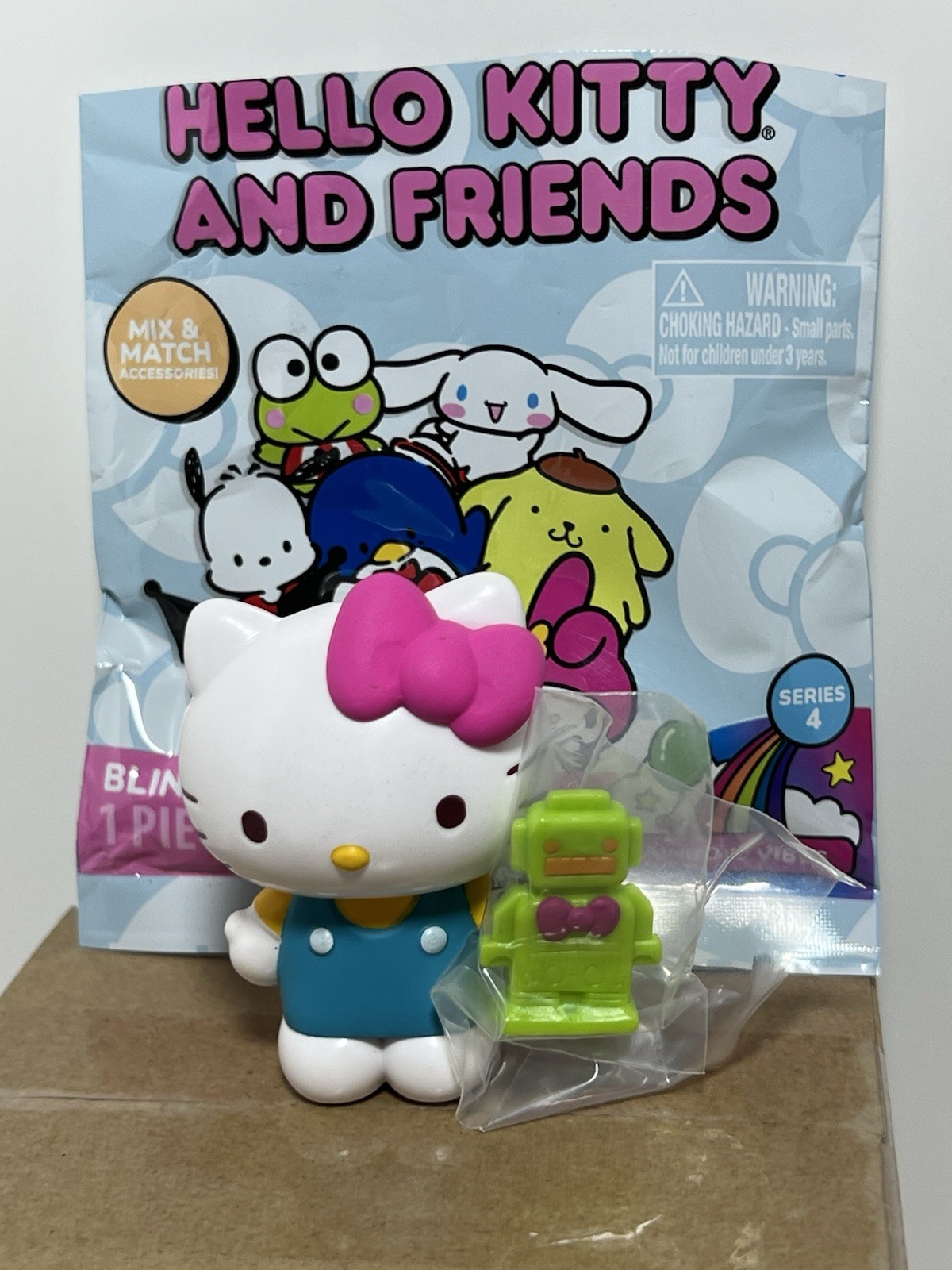 Jazwares Hello Kitty & Friends Series 4 Hello Kitty Robot 2&Prime; Figure New