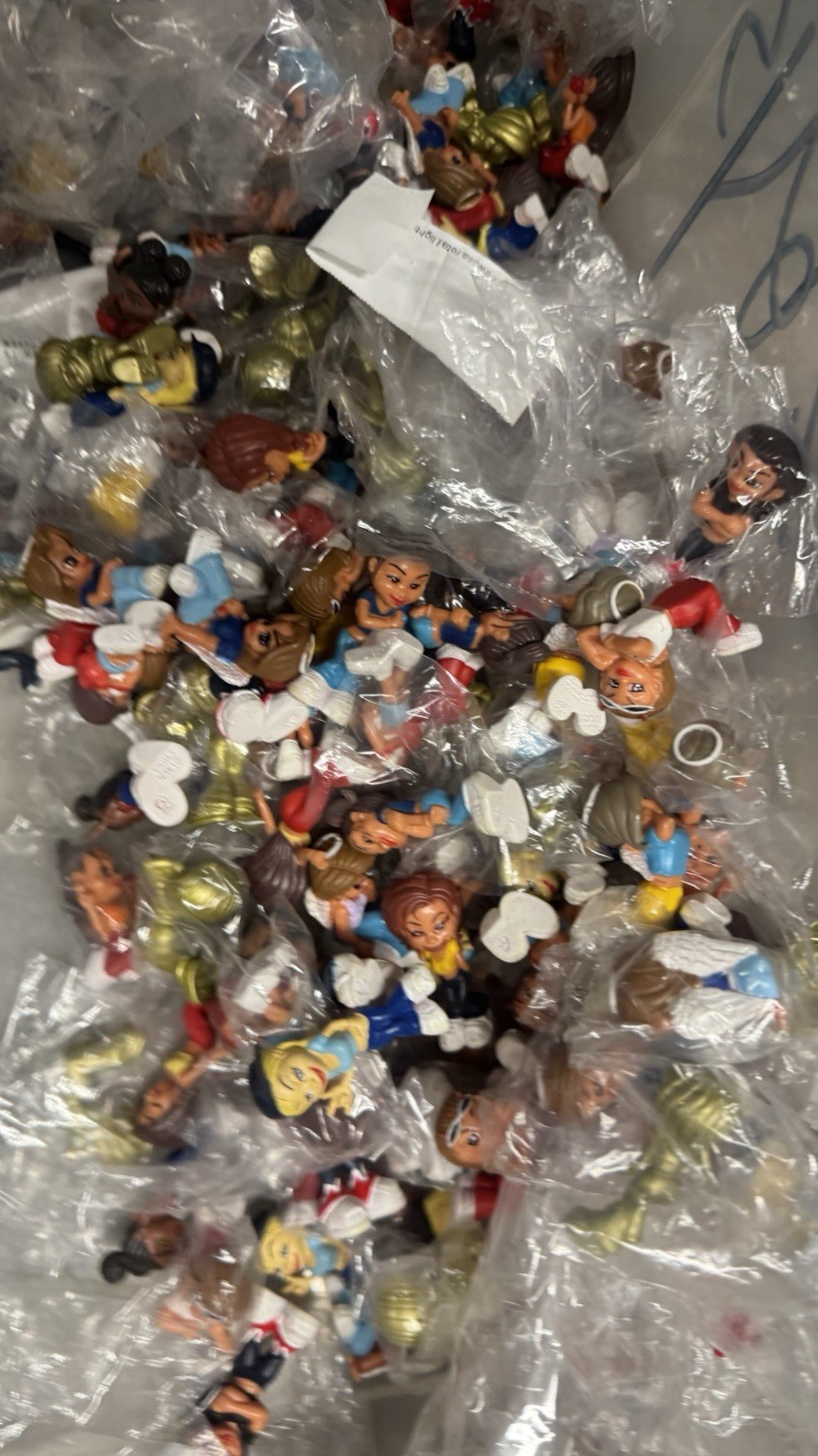 vintage NEW “SO FLY DIVAS” figures”Y2K ERA Great 4 Business, Resellers