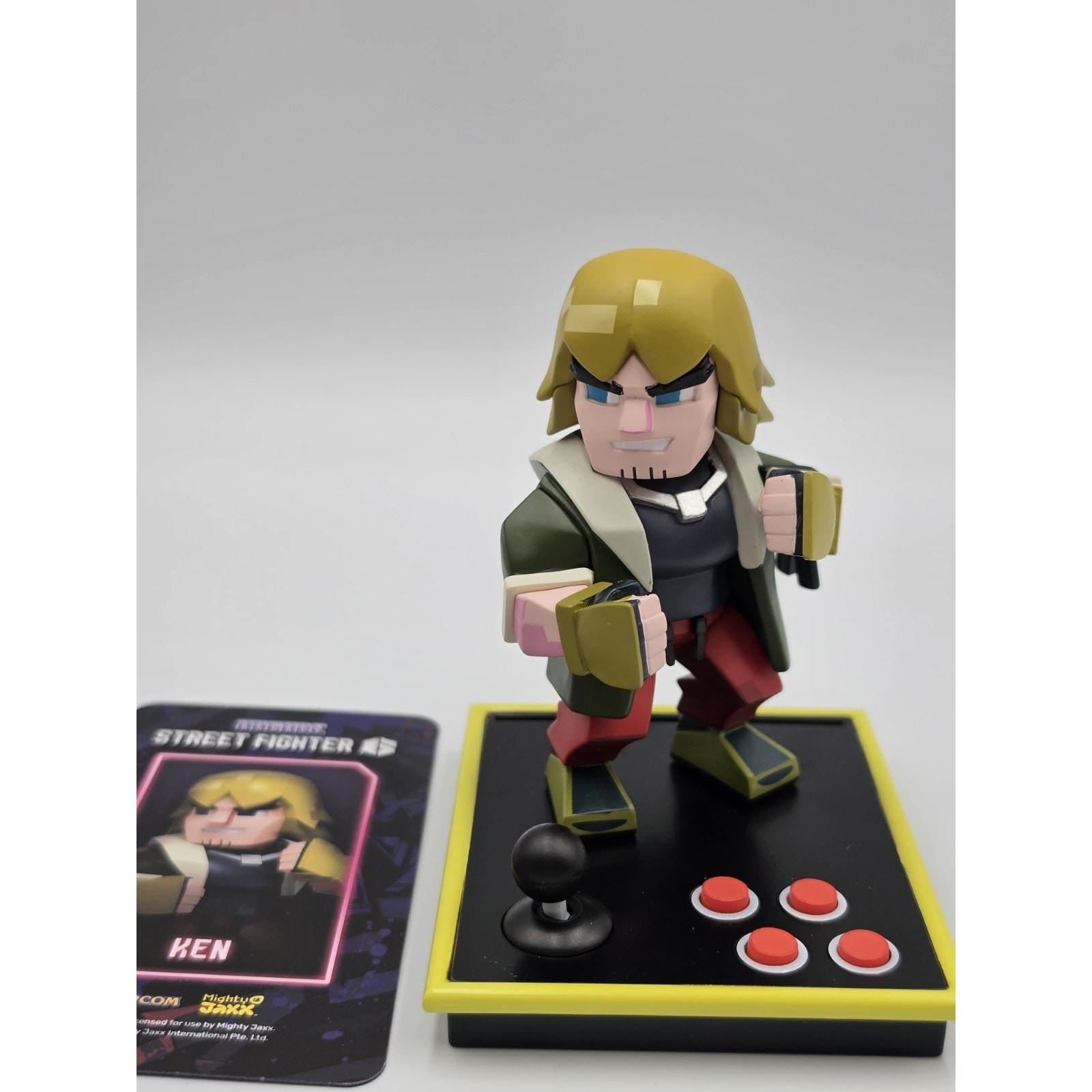 MIGHTY JAXX – ARCADE Capcom Street Fighter Blind Box Figure – Ken NEW