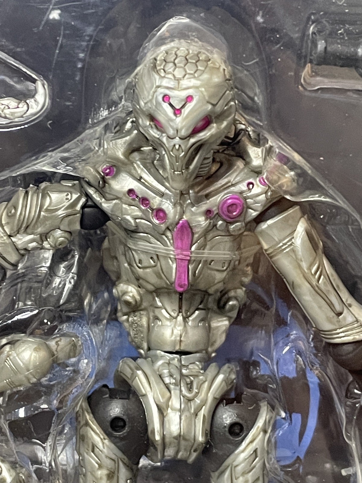 DC Direct McFarlane Toys Brainiac – Includes Exclusive Comic Book – NEW & SEALED