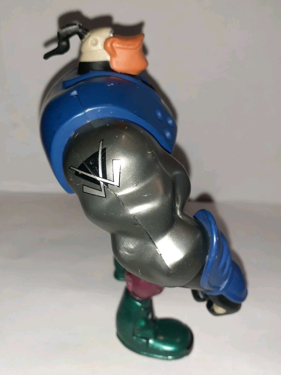 1997 Mattel Mighty Ducks Spy Squad COMBIN GRIN 6&Prime; Action Figure Loose Vintage
