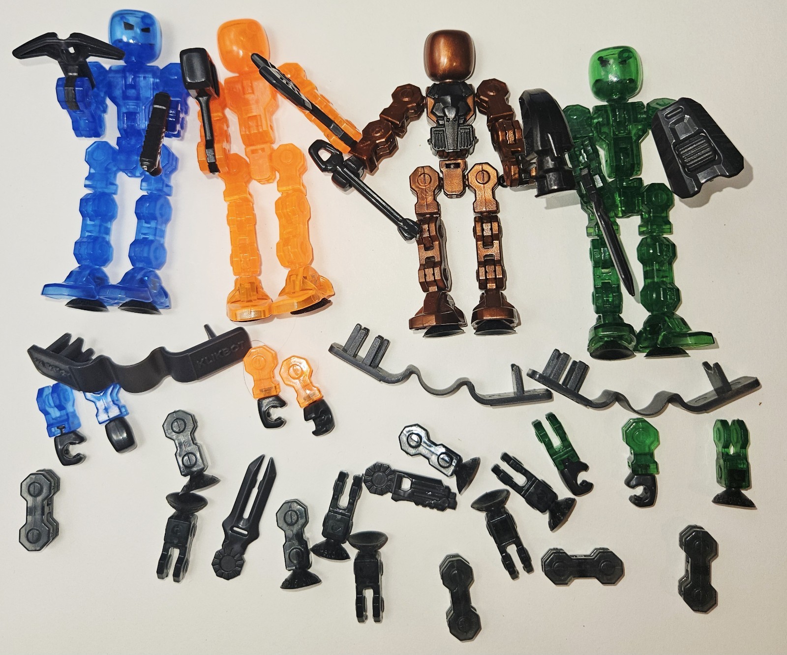 Zing&rsquo;s Klikbot Poseable Action 4&Prime; Figures with Weapon Extras – Lot of 4