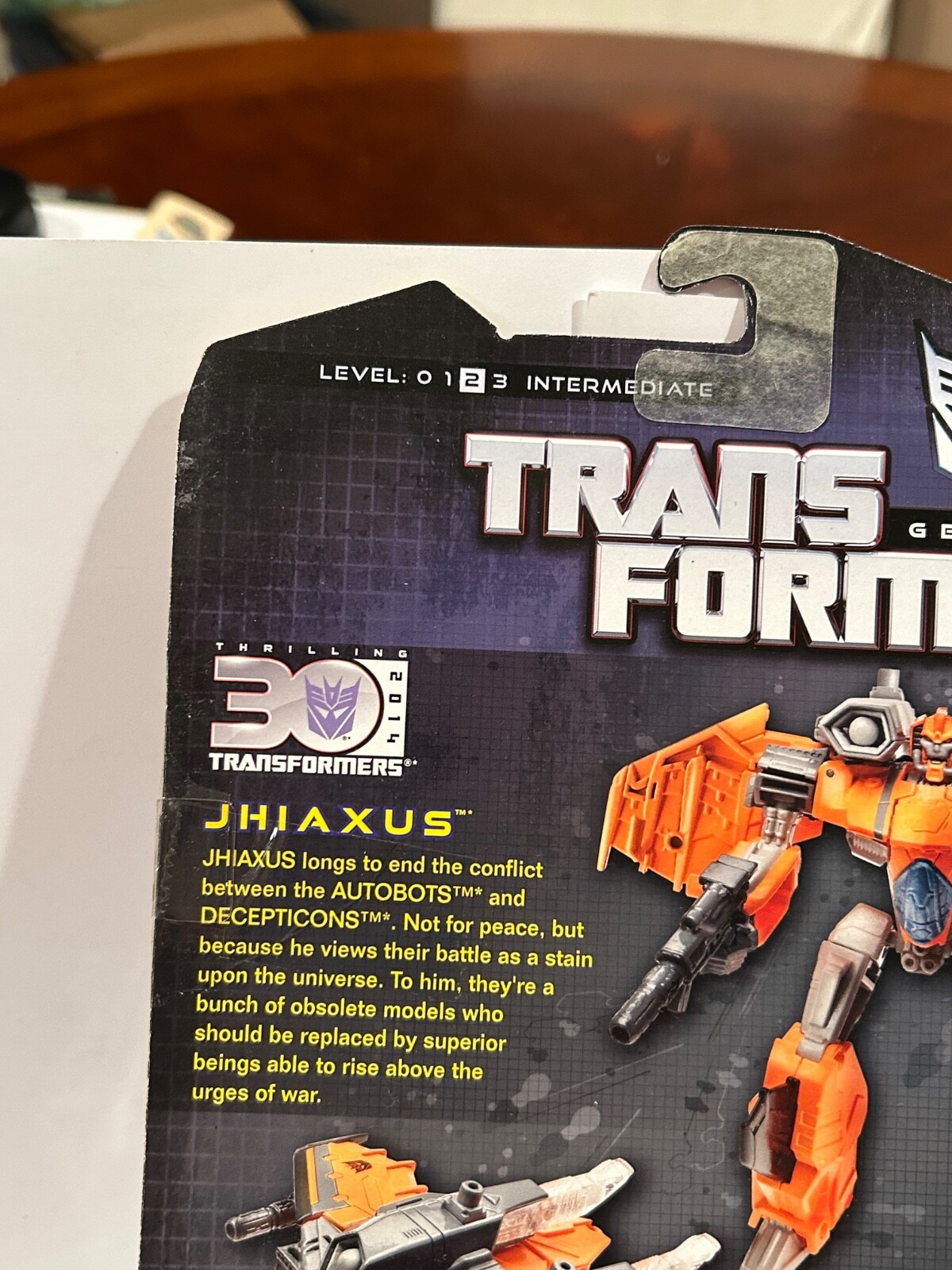 Transformers Generations 30th Anniversary Thrilling 30 Deluxe Class Jhiaxus