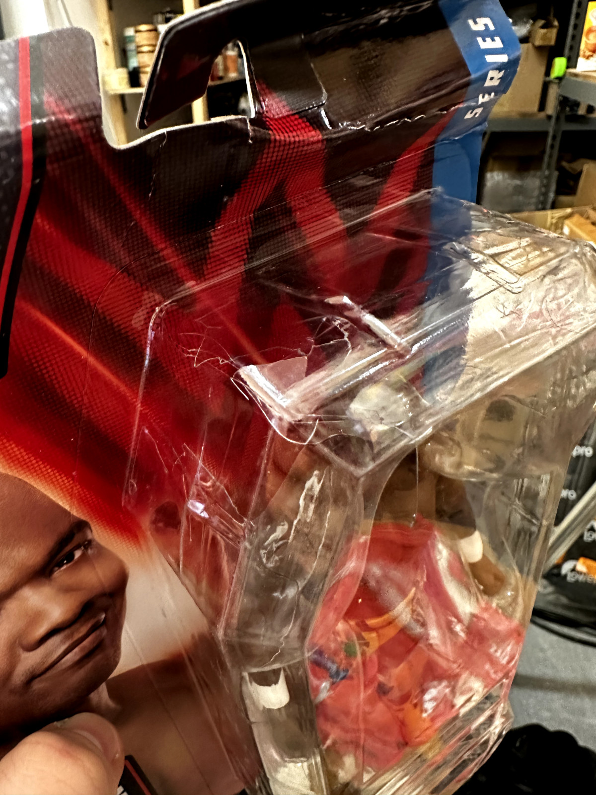 SHELTON BENJAMIN CHASE WWE Mattel Basic Series 134 DAMEGED BOX