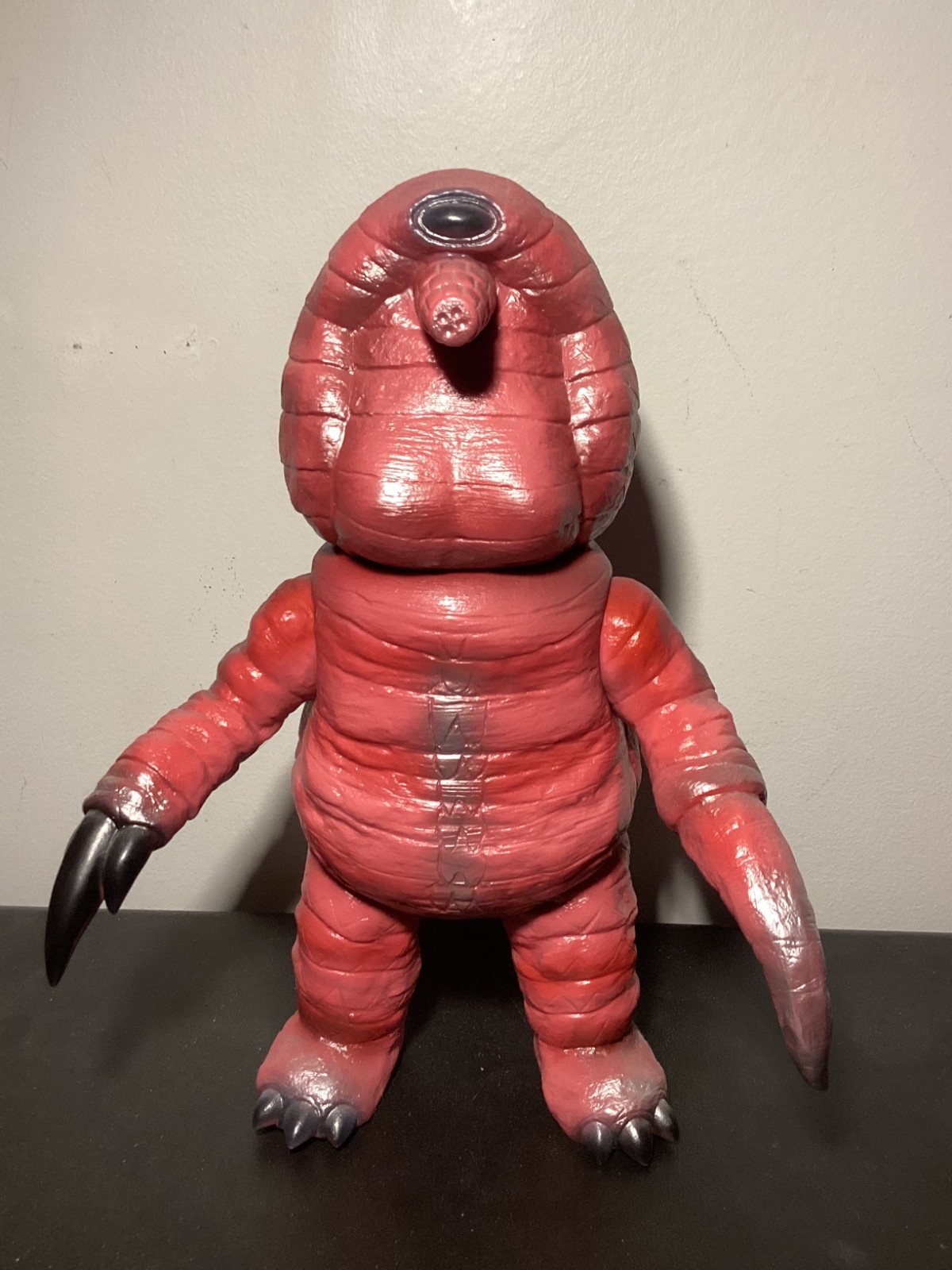 MEDICOM RETRO SOFUBI KIKAIDER PINK ARMADILLO DESTRUCTOID TOEI Bullmark Zollmen