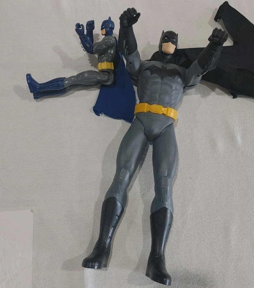 (2) Batman DC Comics Action Figures 20&Prime; 2014 Jakks Pacific & 12&Prime; Mattel