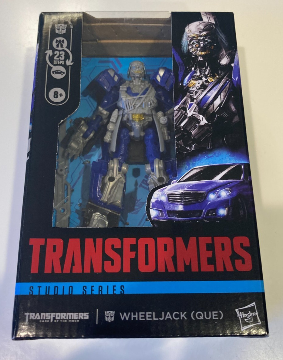 Hasbro Wheeljack (QUE) Dark of the Moon Deluxe Class Transformers Studio Series