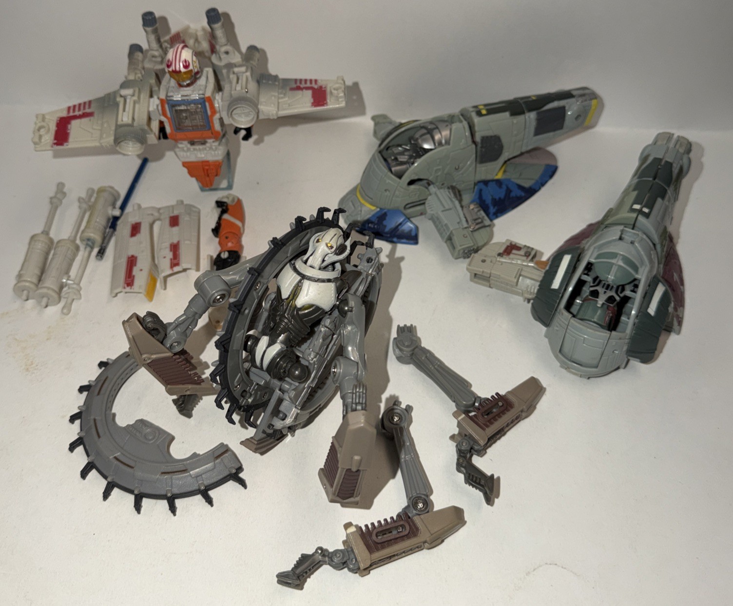 4 Hasbro Transformers Star Wars Crossover Boba+Jango Fett, Grievance, Luke PARTS