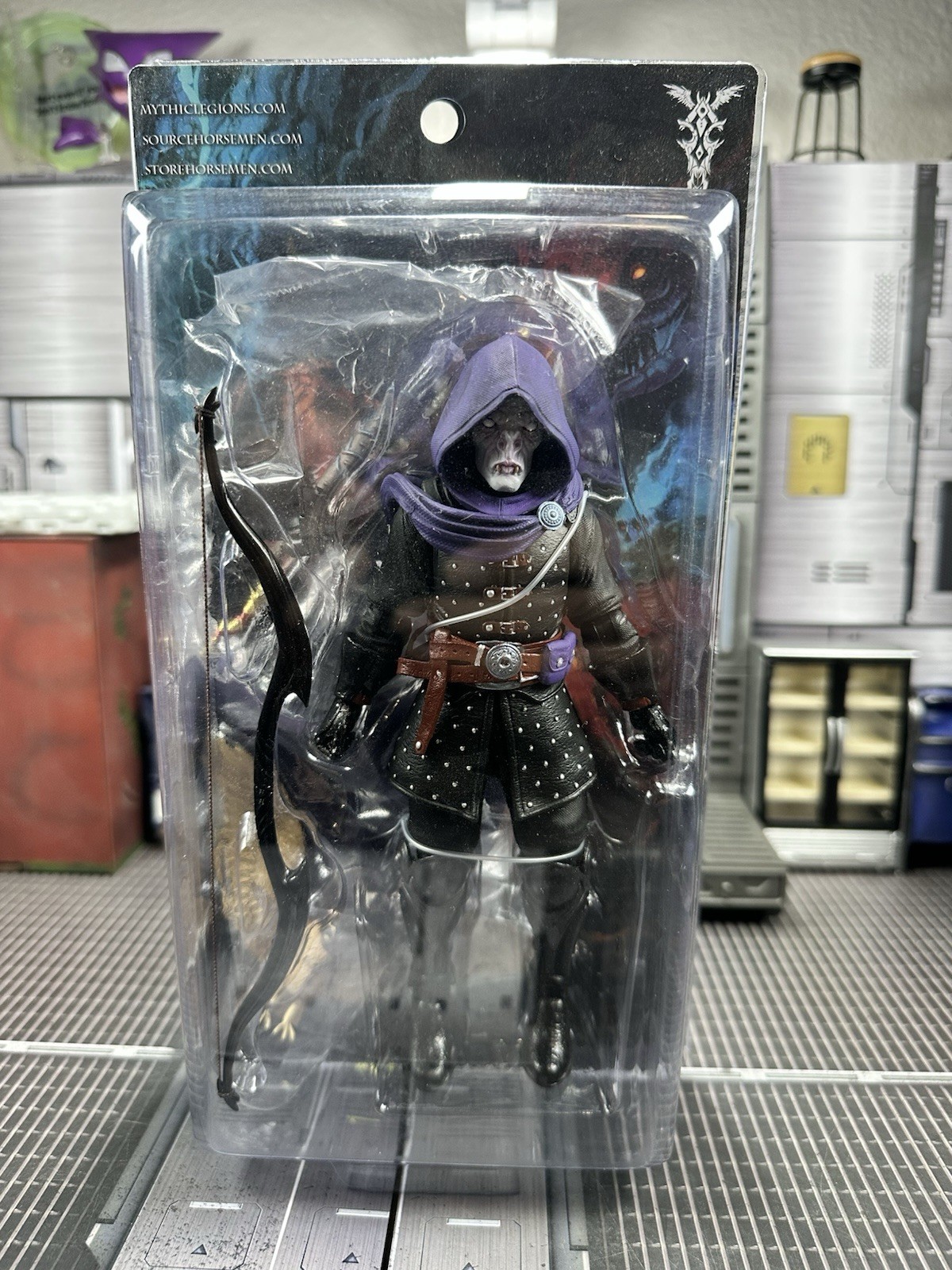 Four Horsemen Mythic Legions Action Figure: Vampire Vallak