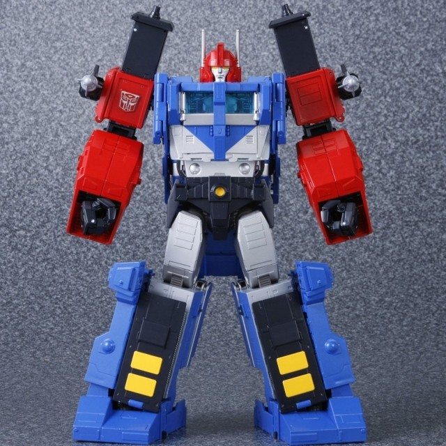 MP-31 Delta Magnus Diaclone Version | Transformers Masterpiece