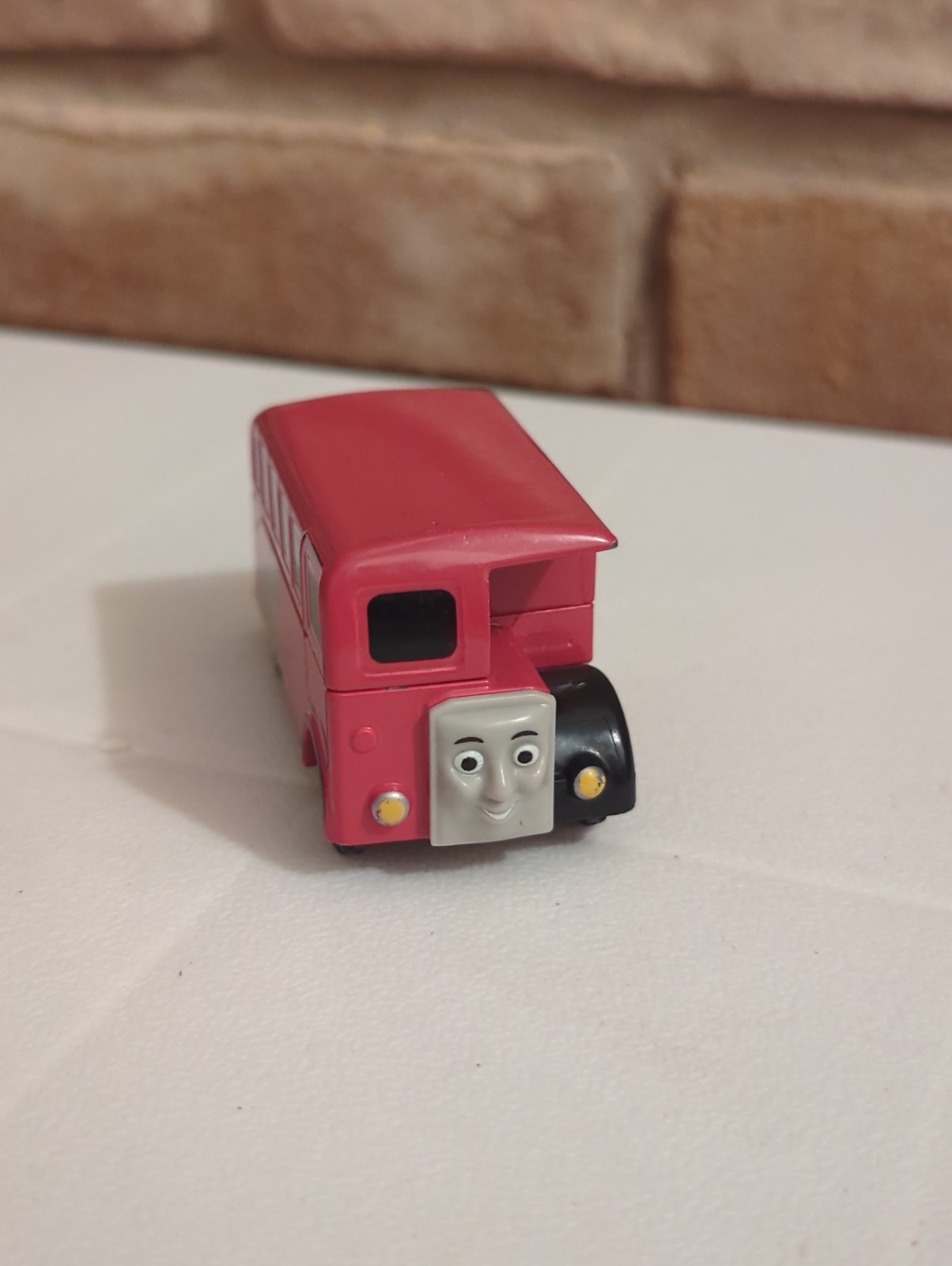 Thomas & Friends Bertie Bus FXX09 Koala Australia Red 2018 Diecast Mattel HTF