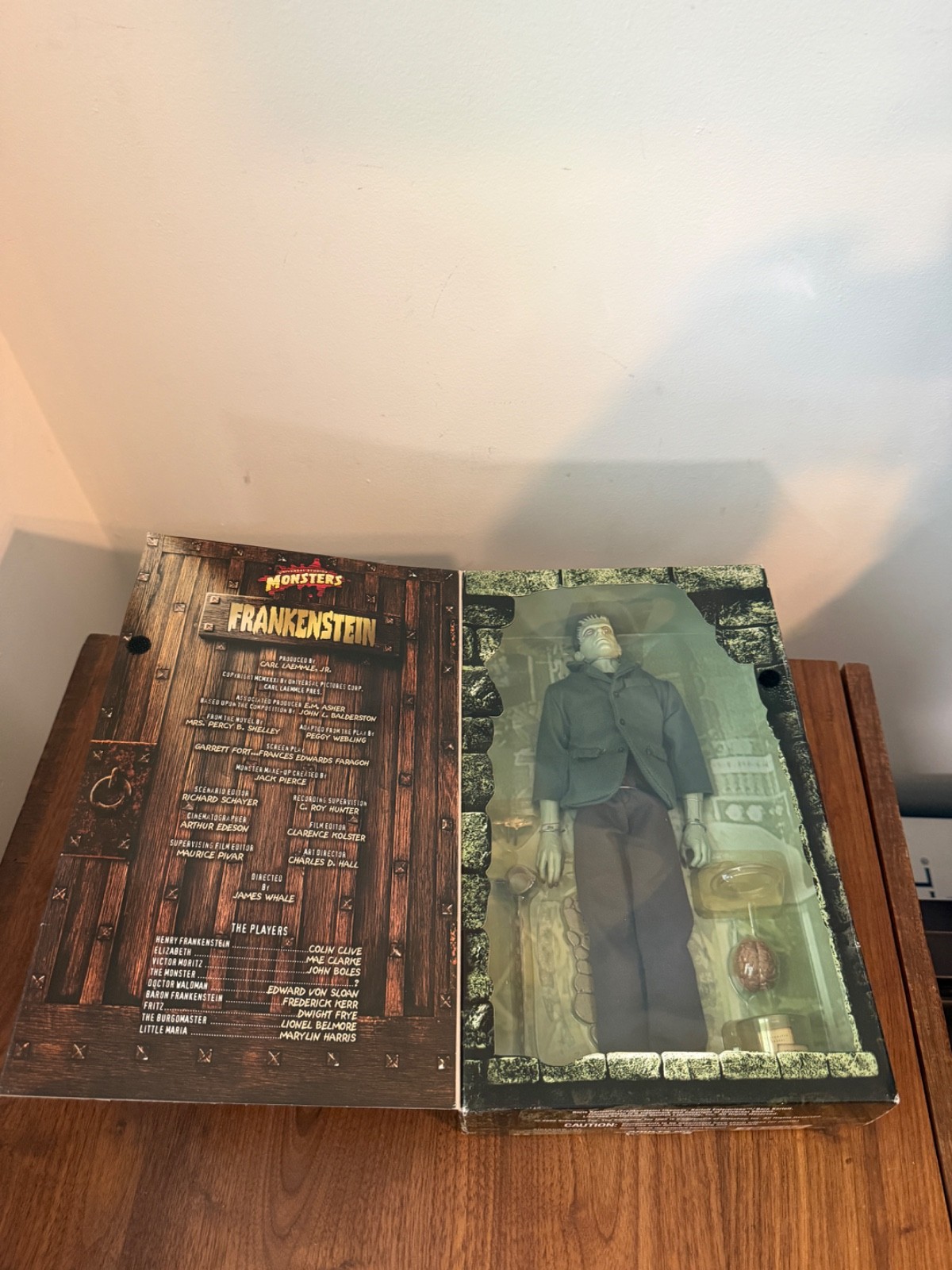 Sideshow Frankenstein 12&Prime; Figure Boris Karloff Figure New in Box that has Wear