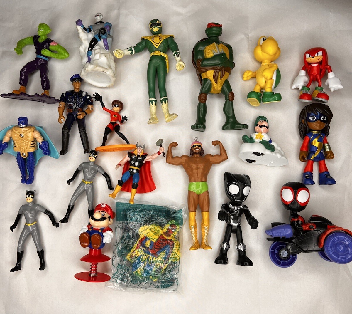 Mixed Character Toy Lot Mario TMNT Marvel Sonic DC Disney Figures 20+ pcs