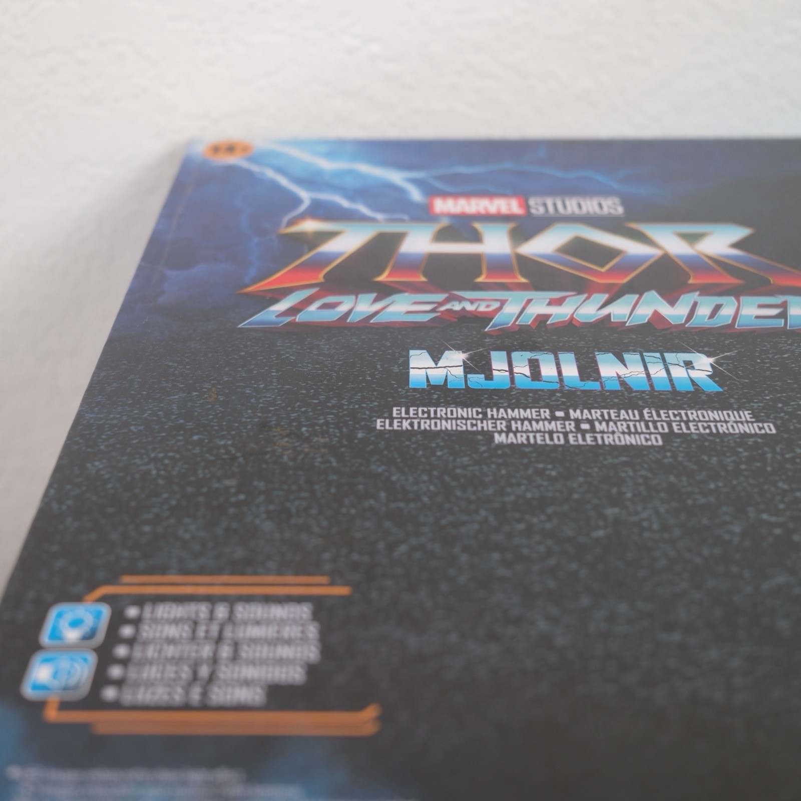 Marvel Legends THOR Love & Thunder Mjolnir Electronic Hammer Prop Sound Lights