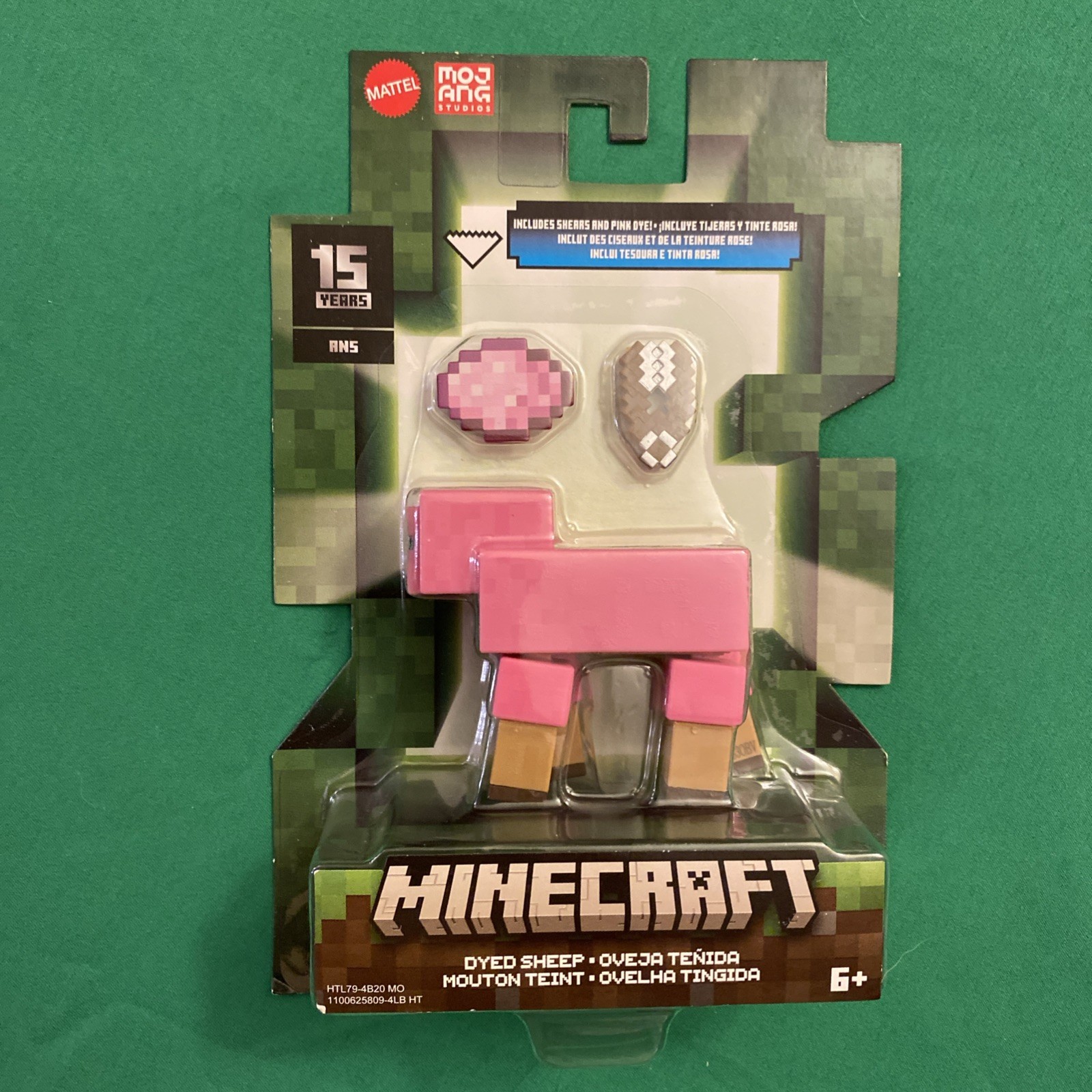 Minecraft Dyed Sheep Pink 15 Years Action Figure Mattel Mojang NEW