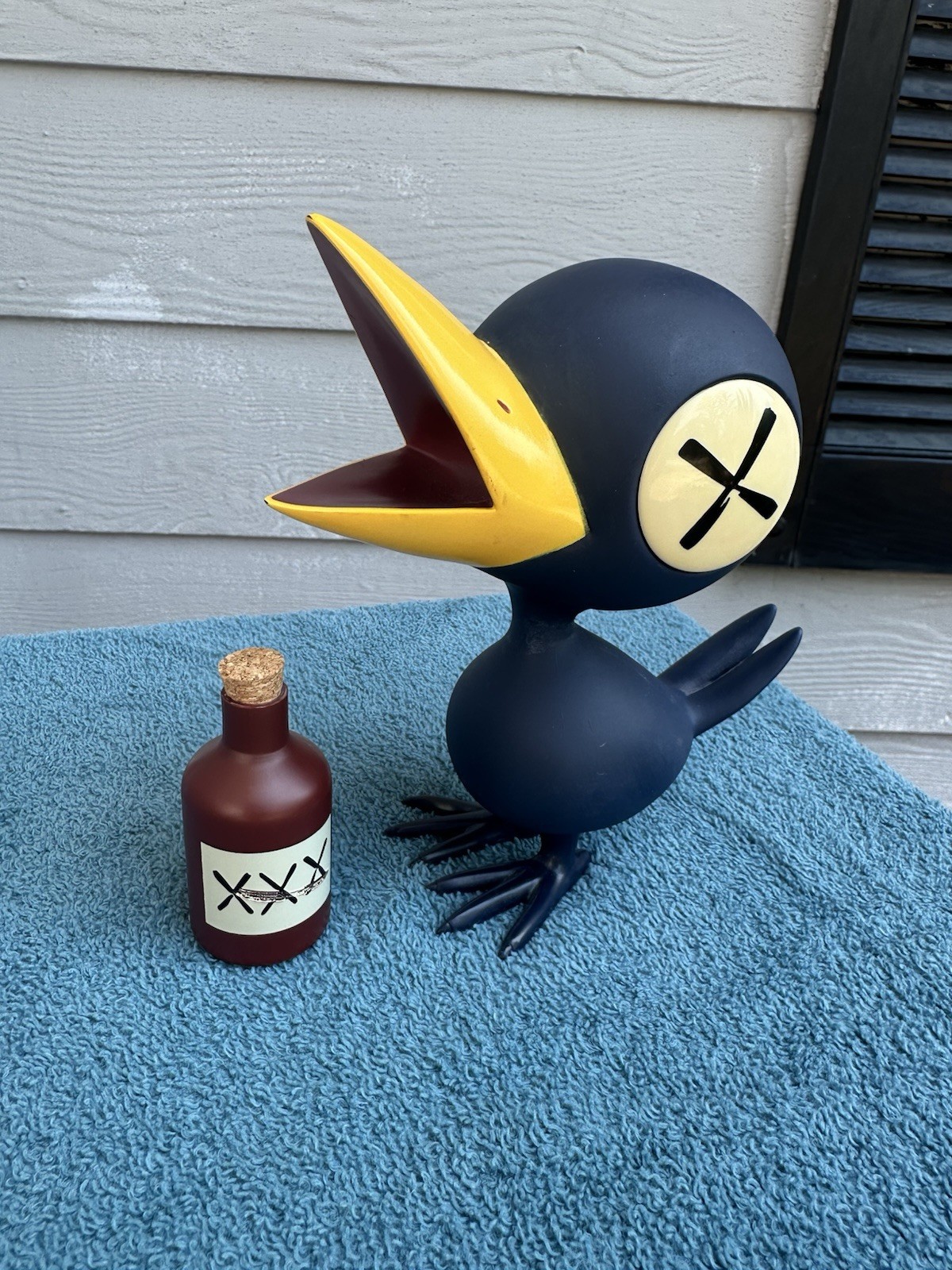 Drinky Crow Vinyl Figure Tony Millionaire Maakies Dark Horse Comics Vinyl Loose