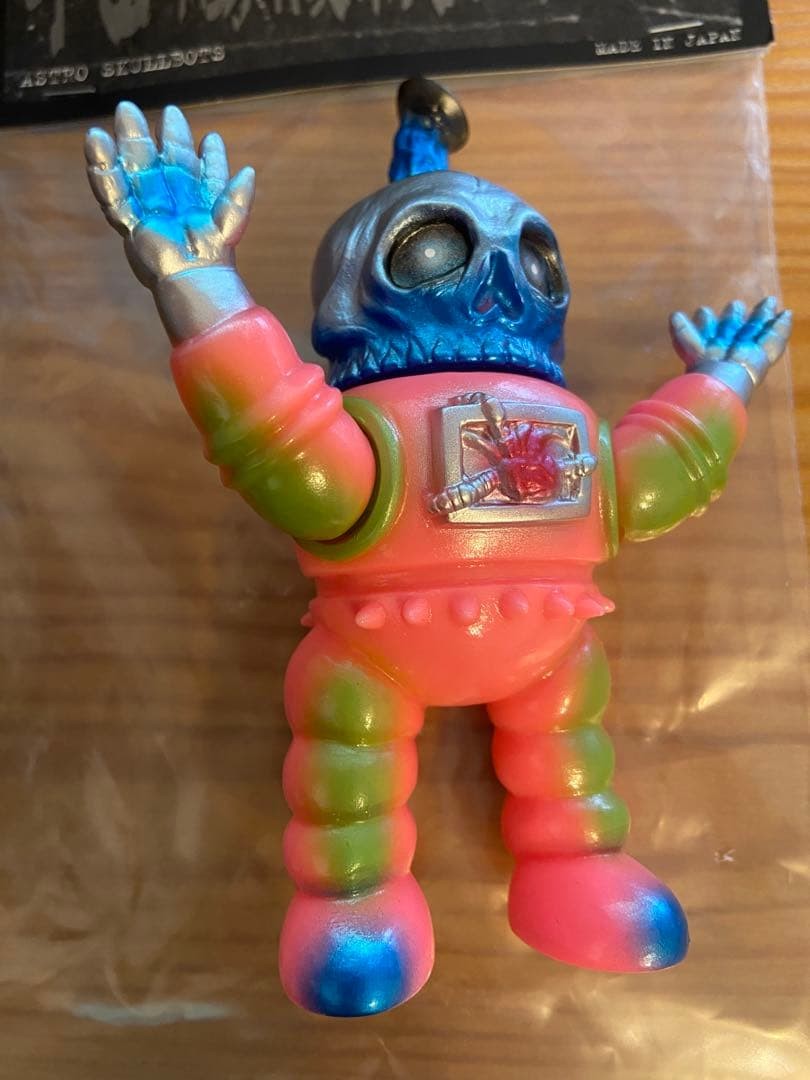 Kenth Toy Works ASTRO SKULLBOT Sofubi Figure Pink Space Robot 5.5×3.1×2.4in Set